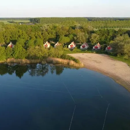 Villa Near The With Garden And Playgroun *